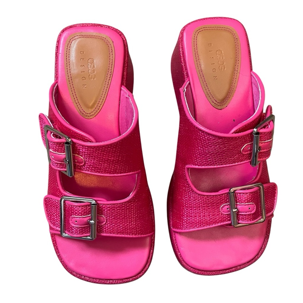 ASOS DESIGN Tennesse buckle detail wedge mules in pink